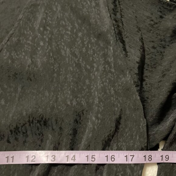 H&M Black silky satin bell sleeve dressing gown ~ MEDIUM LARGE duster dress robe - Picture 7 of 13